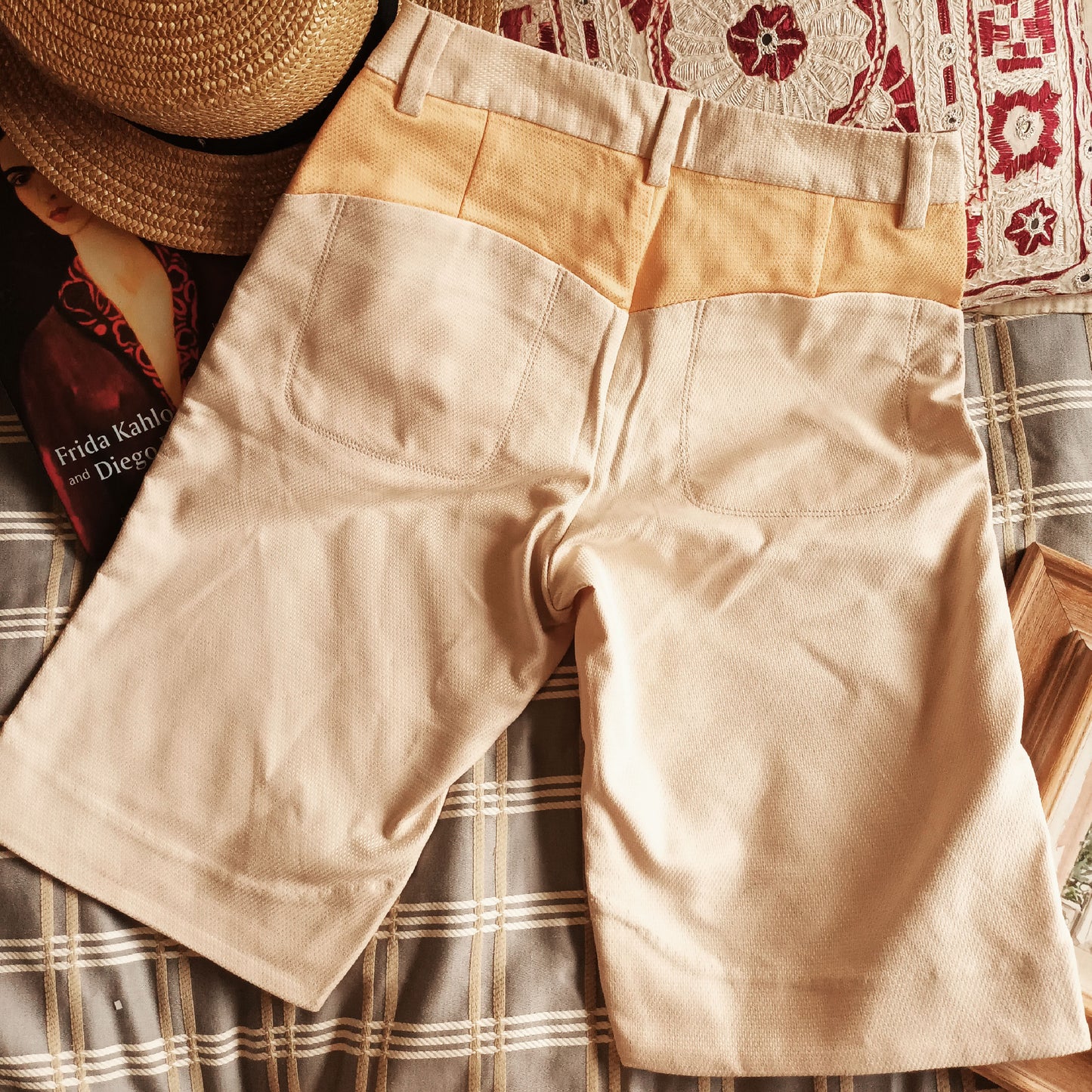 Original sorbet color boyfriend style well-made ladies stretchable casual shorts
