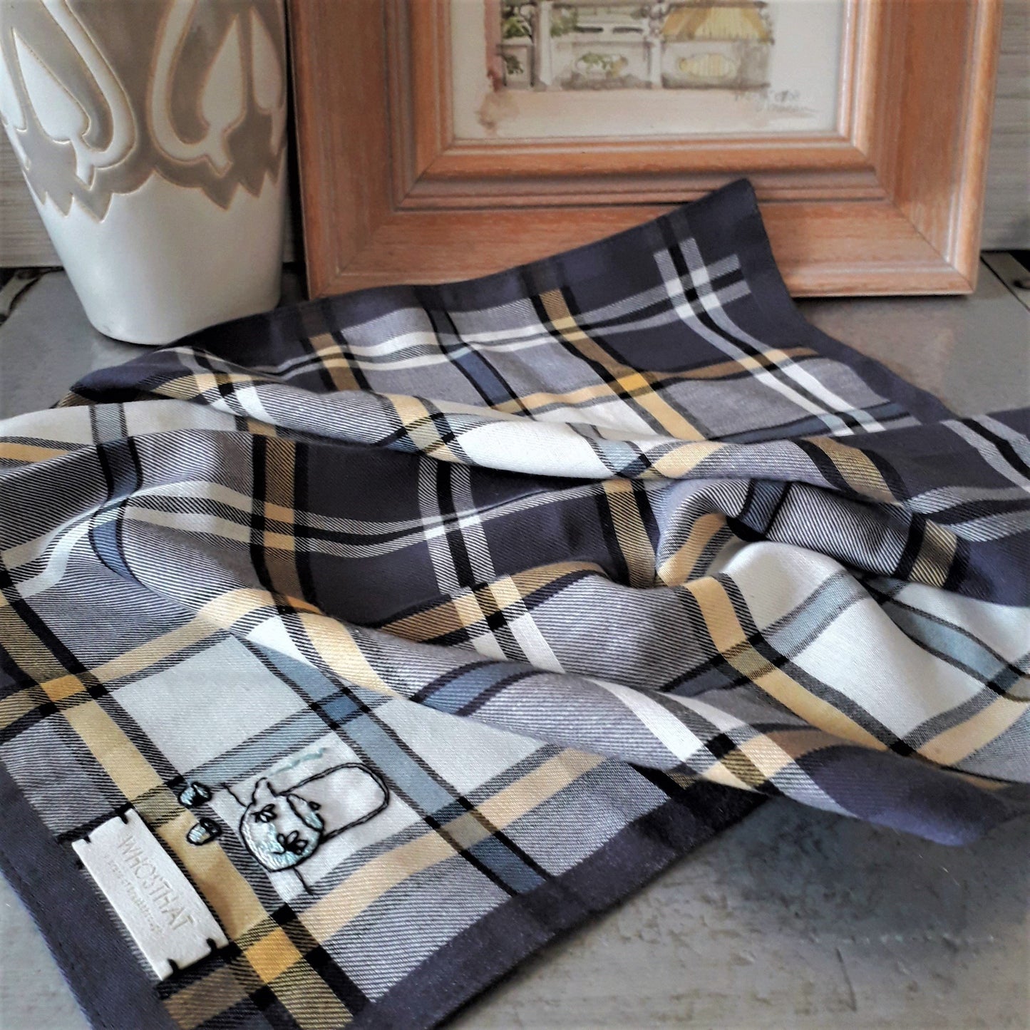 Hand embroidery pure cotton plaid handkerchief pocket square