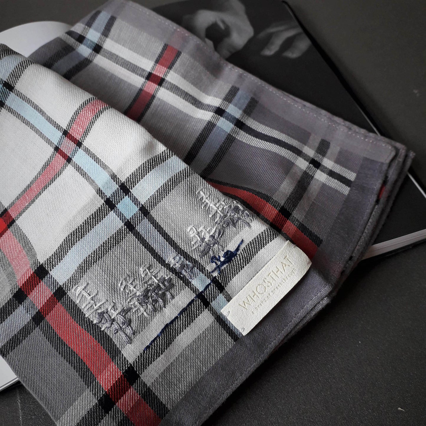 Hand embroidery pure cotton plaid handkerchief pocket square