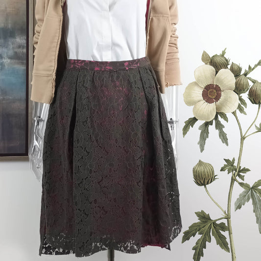 Dark forest green full lined step hem flare lace skirt