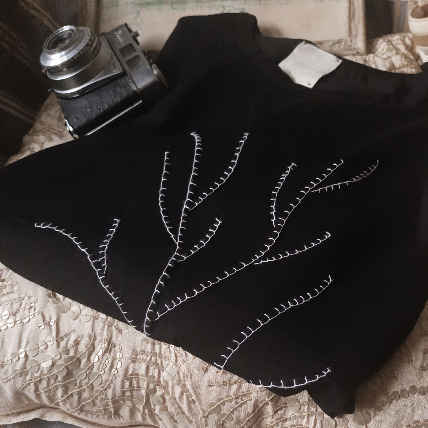 Hand stitch tree pattern basic straight cut high-end smart casual cotton tee