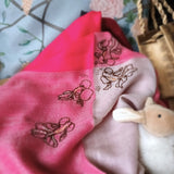 Super fine hand embroidery bubble eyes goldfish 300s pure cashmere big scarf