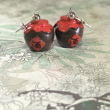 Pair of hand painted well-made old Chinese sealed jar miniature 925 silver ear stud drop earrings calligraphy "wine" 