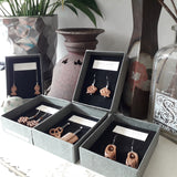 Aromatic Peach wood Jubilation knot 925 silver platinum plated ear pins