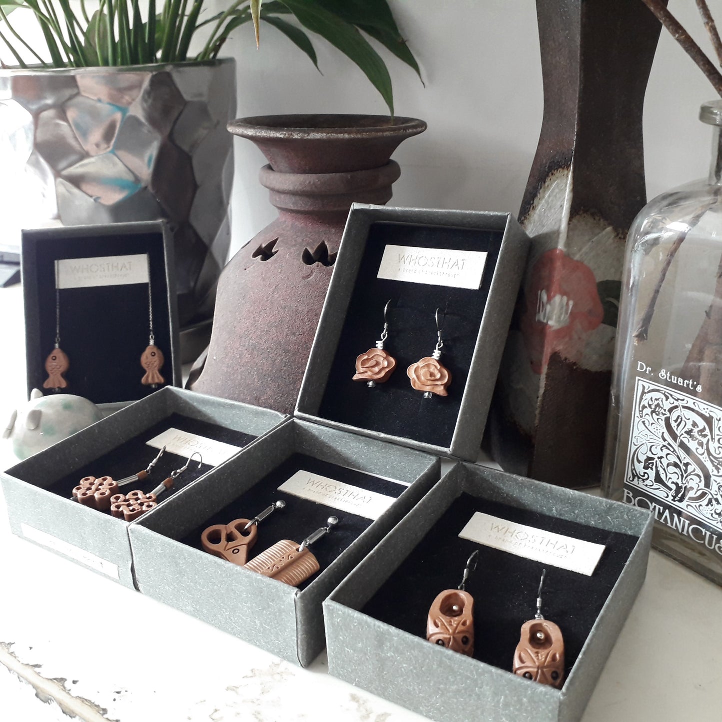 Scented peach wood crafted Auspicious Cloud 925 silver rose gold plated earrings