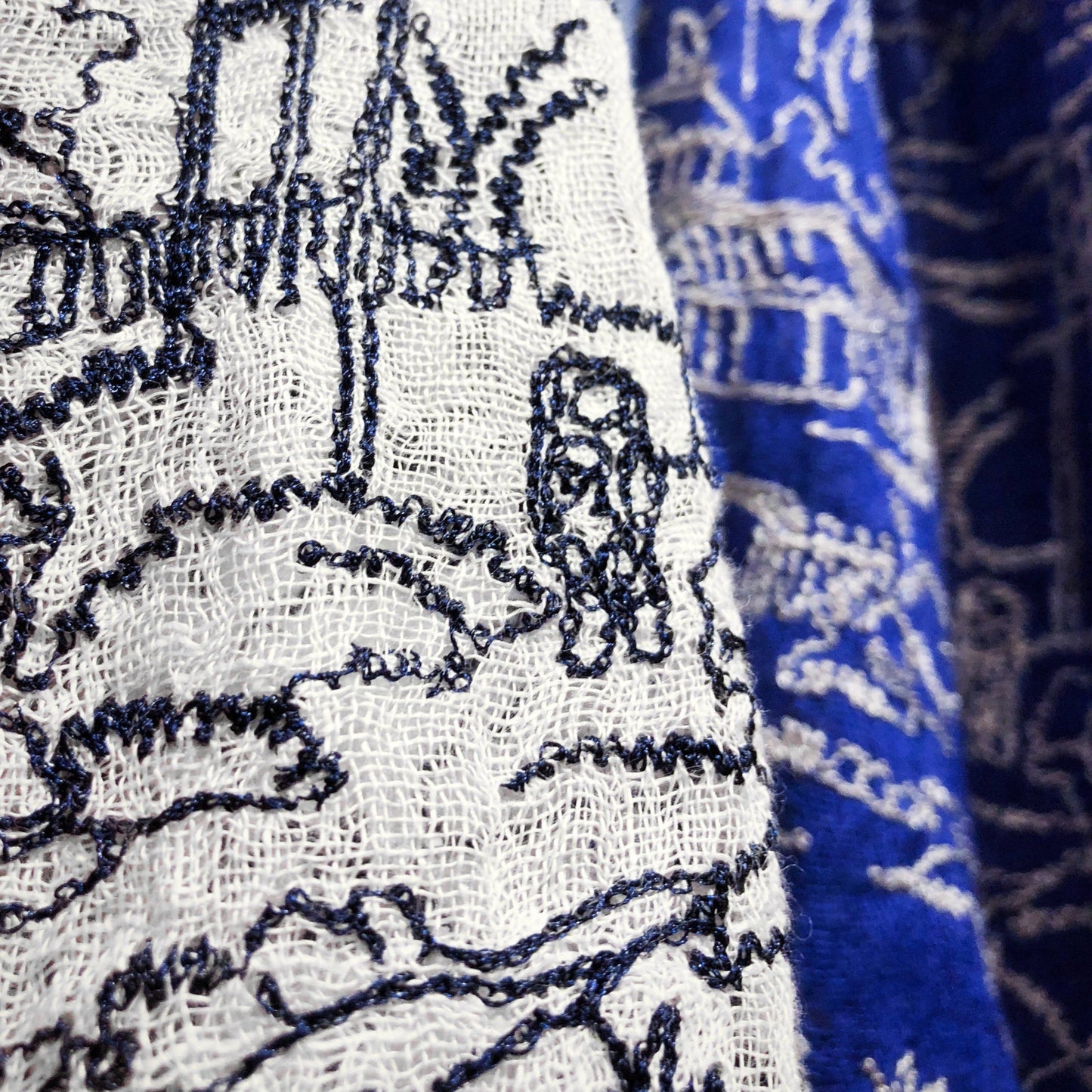 All seasons spaceman gets lost line art embroidery pure linen scarf